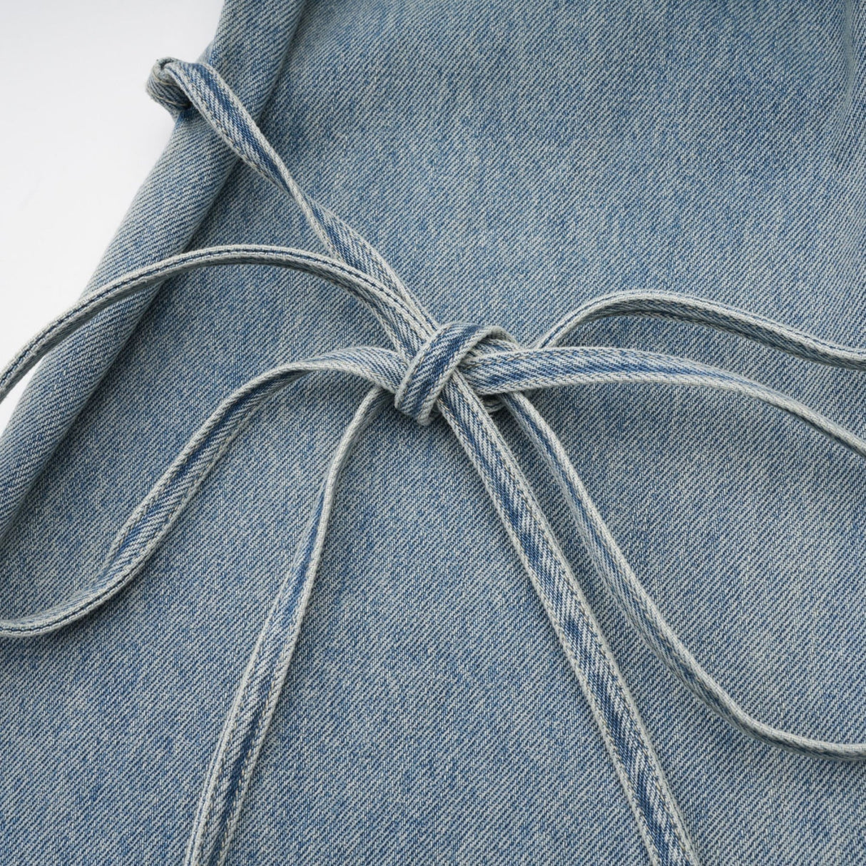 Diana Jeans - Strap Detailing - Whiskering Effect - Off - Center Button Fastening - Five Pockets