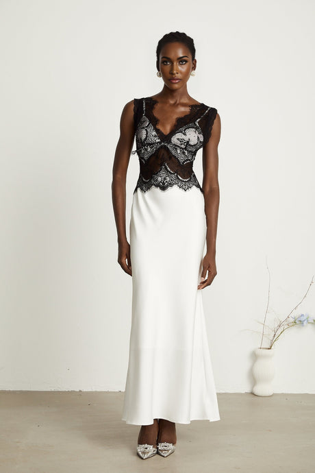 Éléonore contrastcolor lacedetail maxi dress