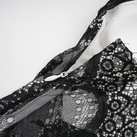 Éléonore contrastcolor lacedetail maxi dress