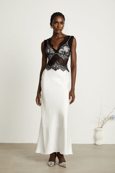 Éléonore contrastcolor lacedetail maxi dress
