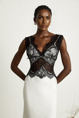 Éléonore contrastcolor lacedetail maxi dress