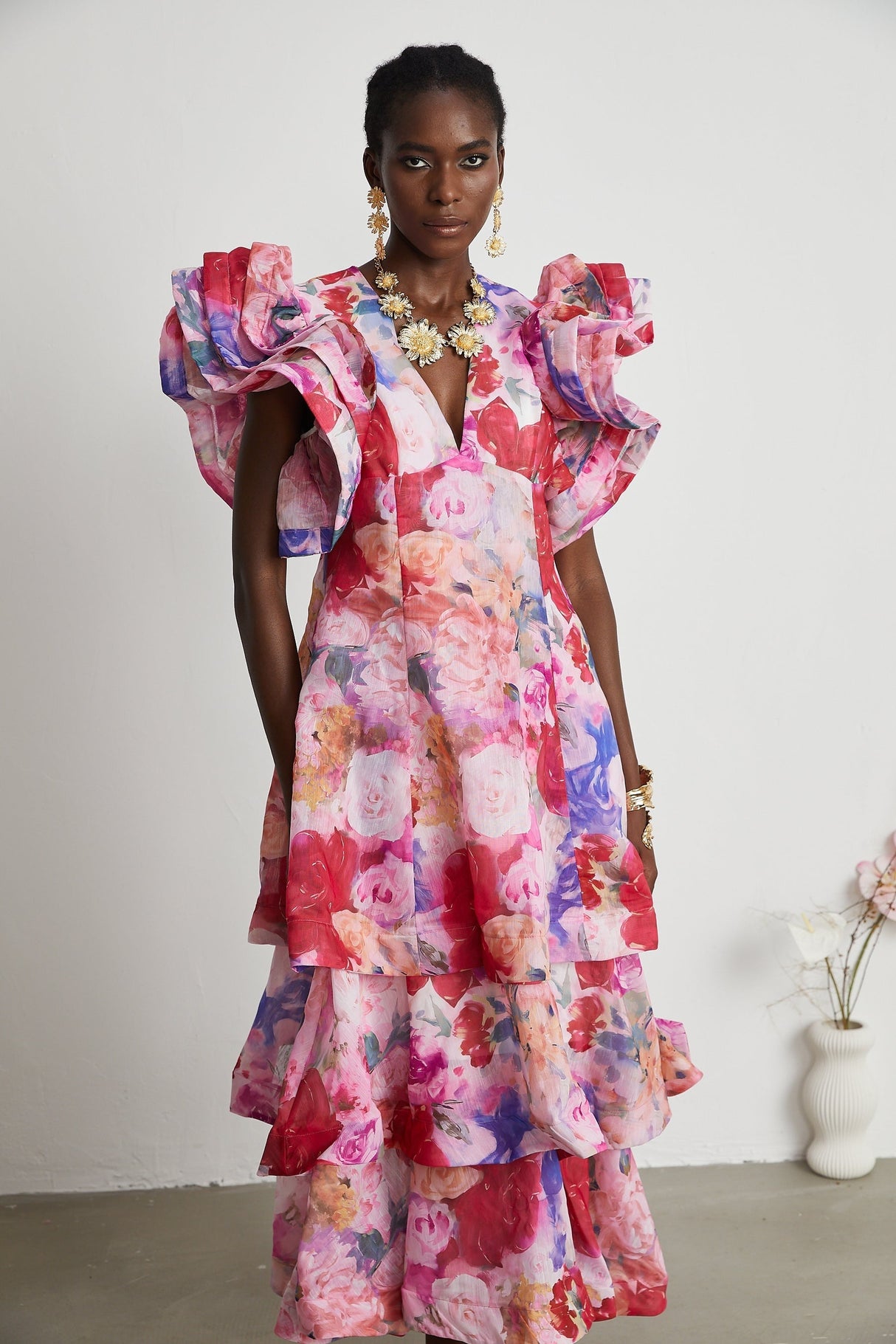 Élodie floralprint ruffled gown