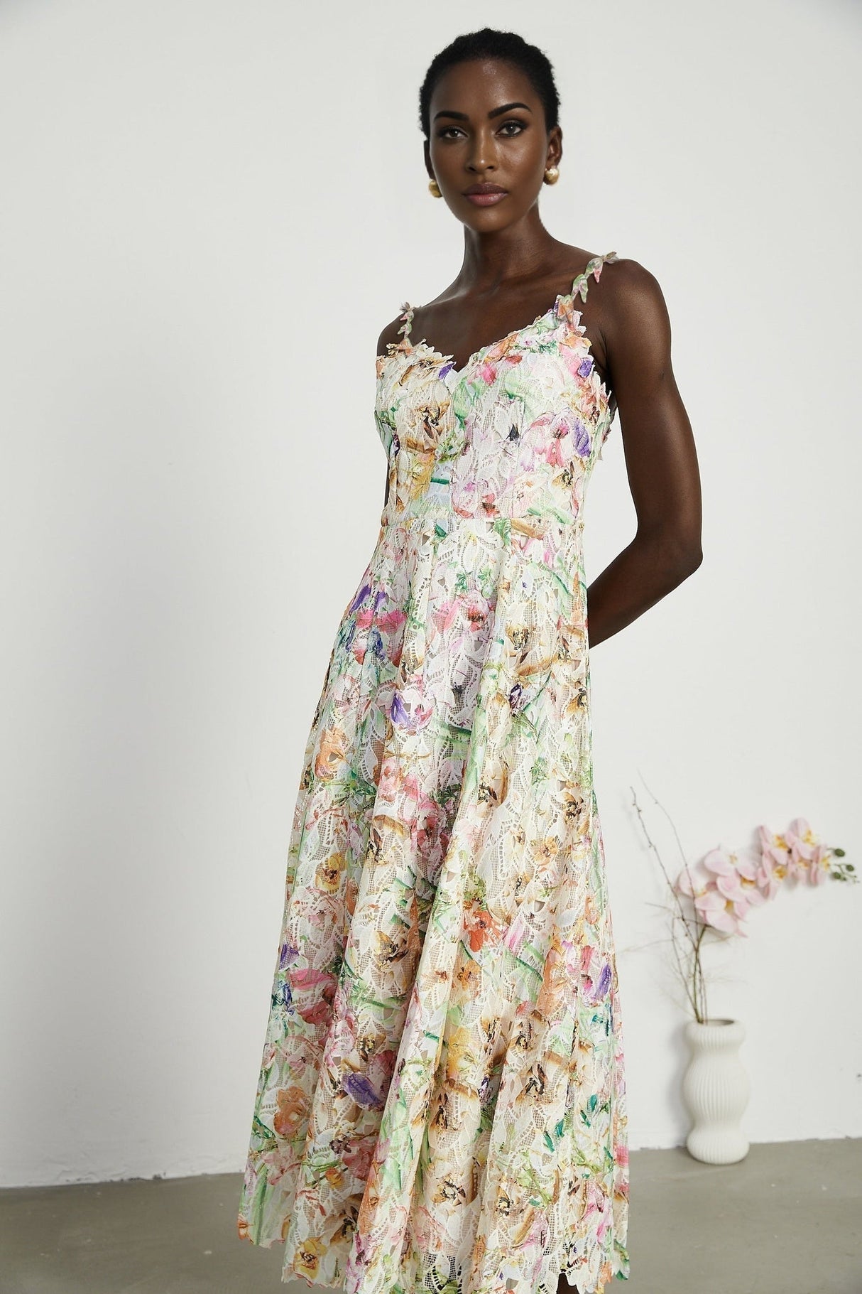 Enora Midi Dress - Sleeveless Cut - V - Neckline - Spaghetti Straps - Floral Embroidery - A - Line Silhouette