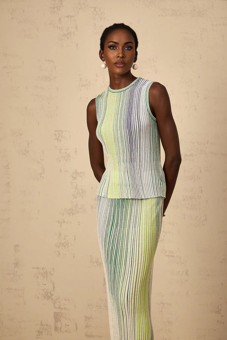 Ester Top & Skirt Set with Contoured Fit and Textured Lines in Green
