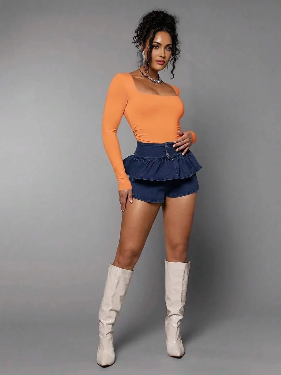 Franca Bodysuit - Slim Fit - Medium Stretch - Regular Sleeve - Natural Mid Waist - Square Neck - Knitted Fabric - Casual Style - Ruched