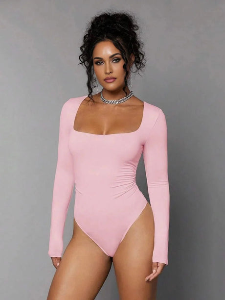 Giovanna Bodysuit - Casual Style - Slim Fit - Medium Stretch Elasticity - Regular Sleeve Type - Natural (mid Waist) Waist Line - Square Neckline