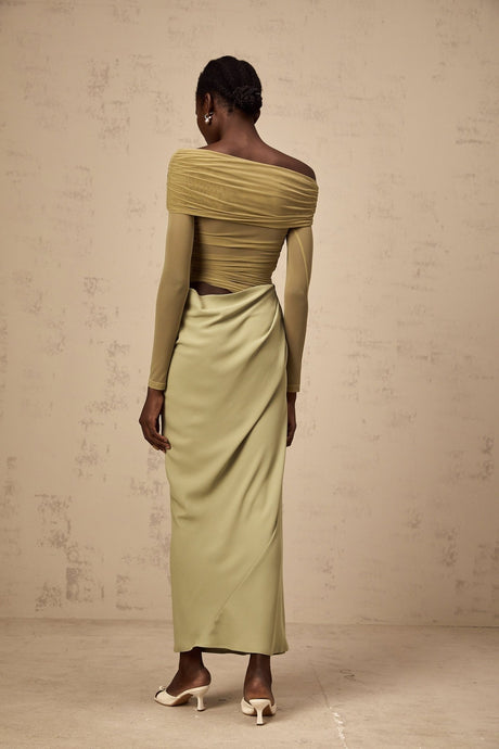 Giovannella Midi Dress - Off the Shoulder Design - Tulle Panelling - Ruched Detailing - Draped Detailing