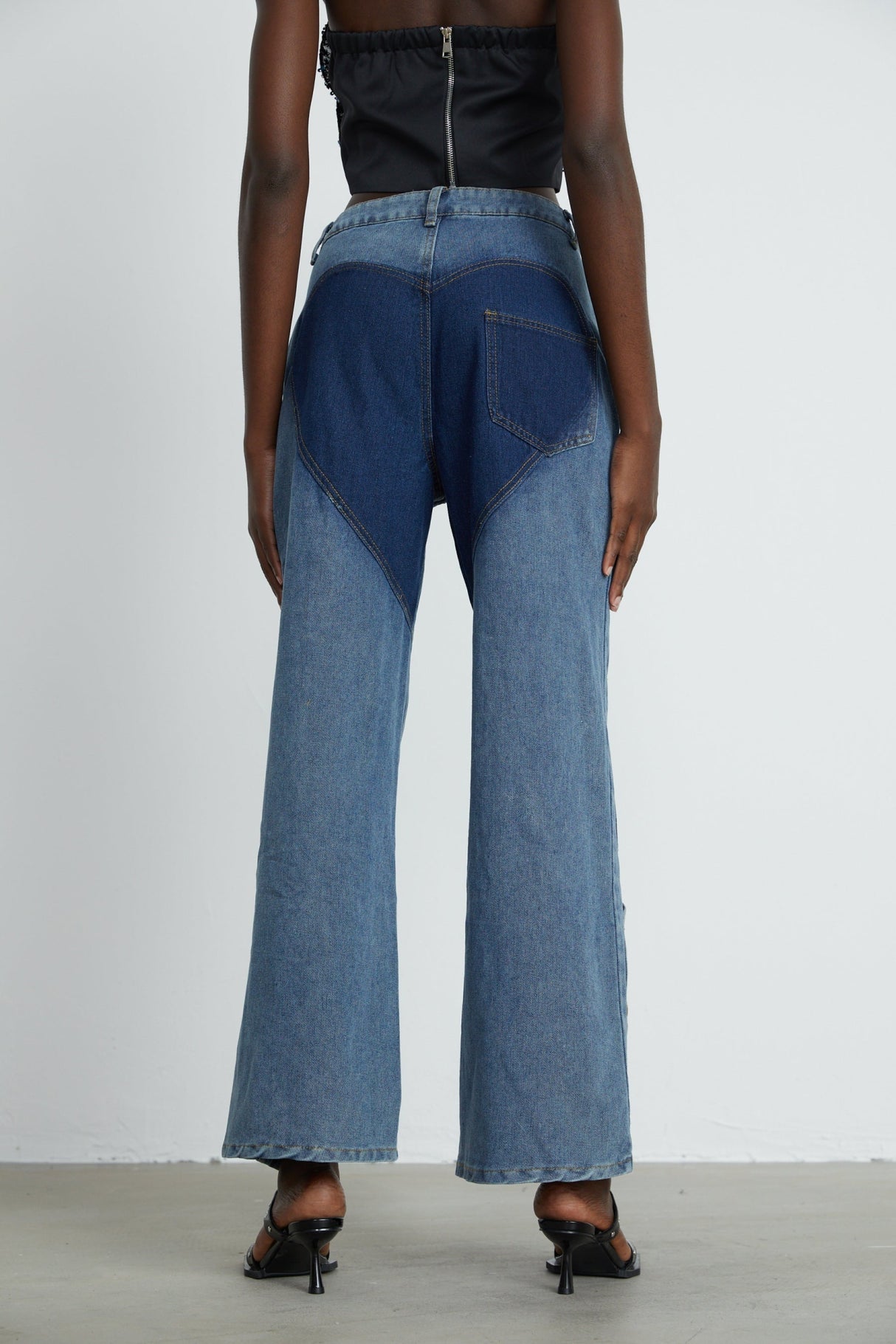 Giuliana Jeans - High Waist Design - Cut - Out Detail - Panel Detailing - Belt Loops