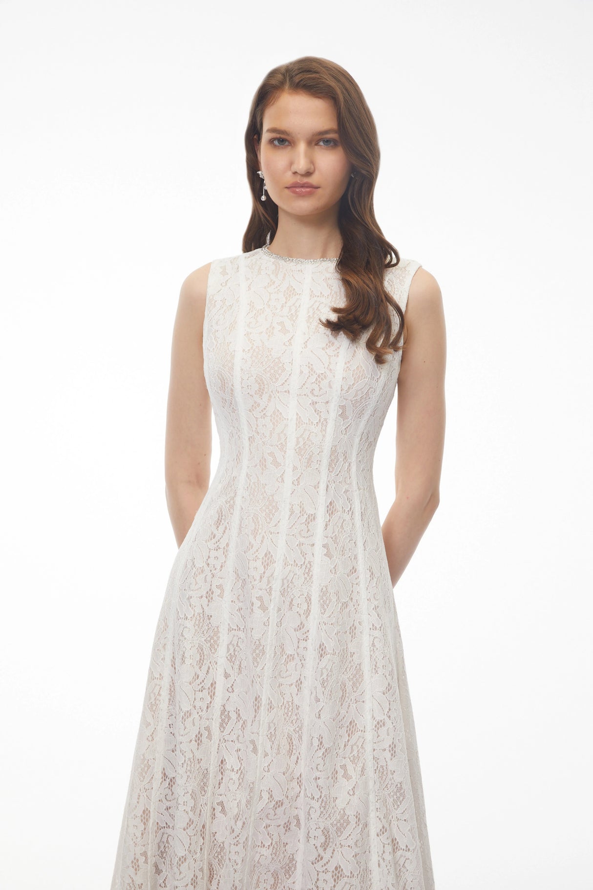 Guinevere White Sleeveless Floral Lace Midi Dress