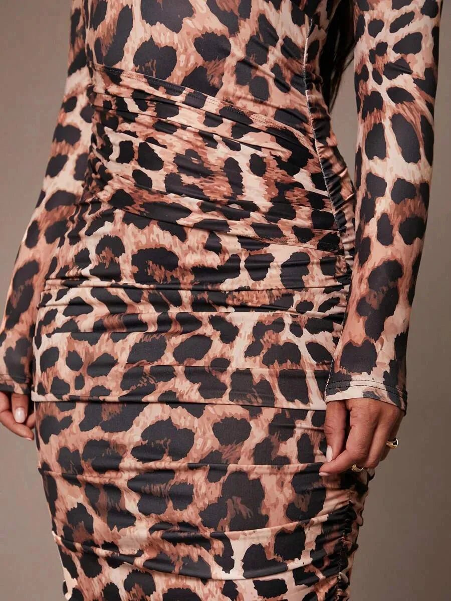 Imelda Midi Dress - V Neckline - Elegant Style - Leopard Print - Twist Details - Slim Fit