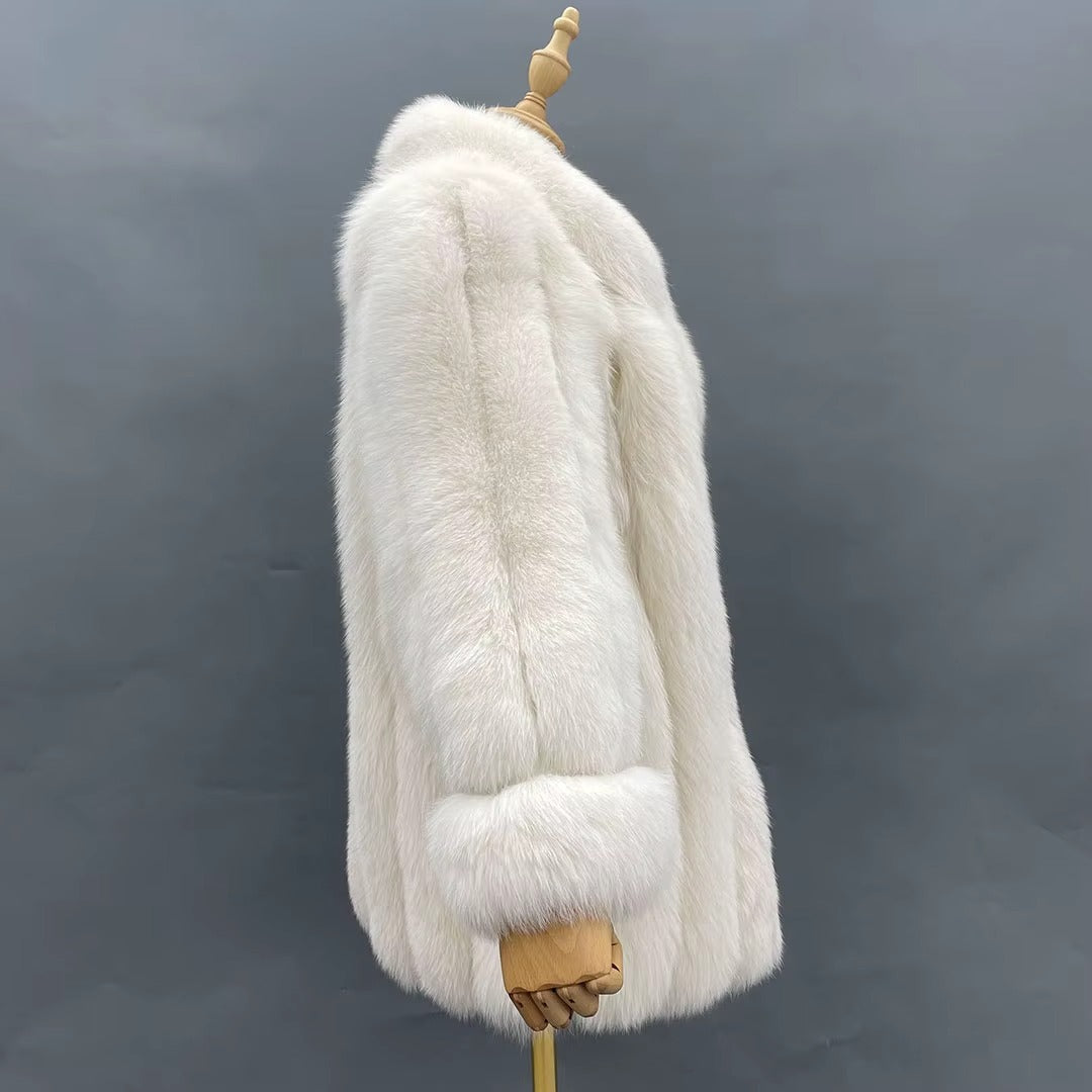 Fox Fur Jacket – Silver-Black Luxe – Winter Elegance
