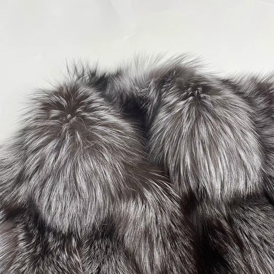 Fox Fur Jacket – Silver-Black Luxe – Winter Elegance