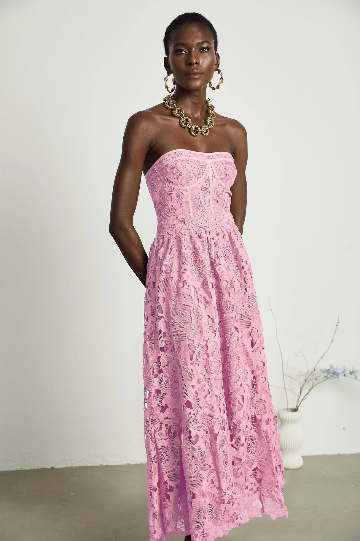 Inès lace floral embroidered cutout midi dress in Pink