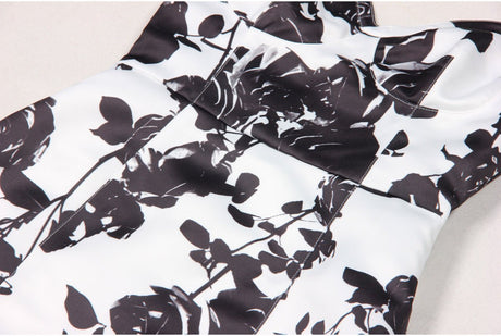 Ivana Dress - Bodycon Silhouette - Halter Neck Design - Floral Print - Elegant Evening Wear