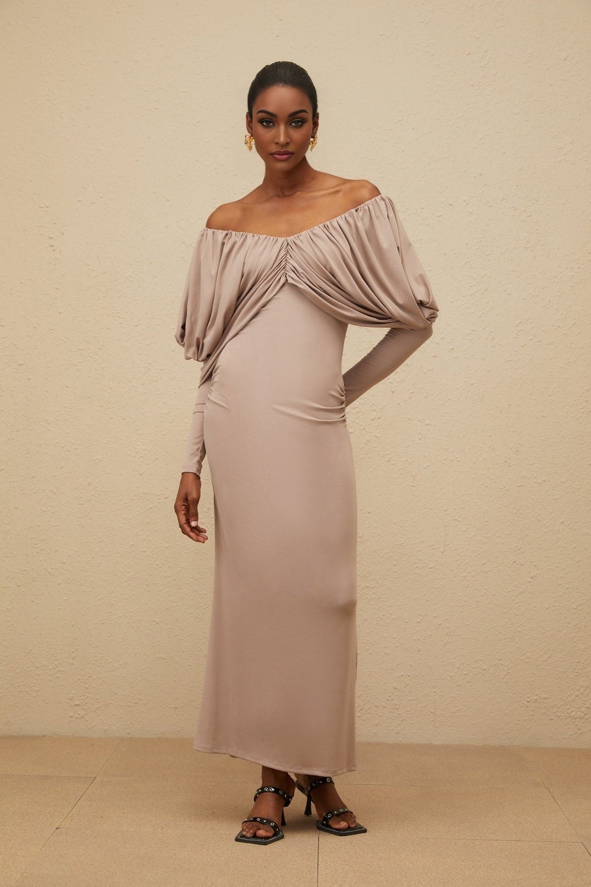 Kendra Midi Dress - V - Neck - Long Sleeves - Ruched Detailing - Stretch Design - Rear Slit