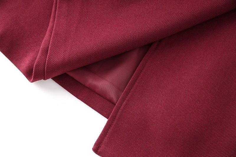 Kiara Double - Breasted Trench Coat – Long Tailored Silhouette with Adjustable Waist Belt – Premium Wool Blend – Wide Lapels & Epaulettes