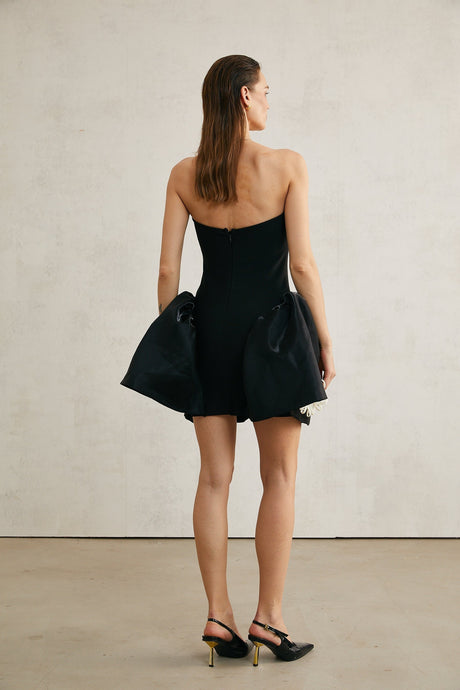 Léonor black floralappliqué peplum mini dress
