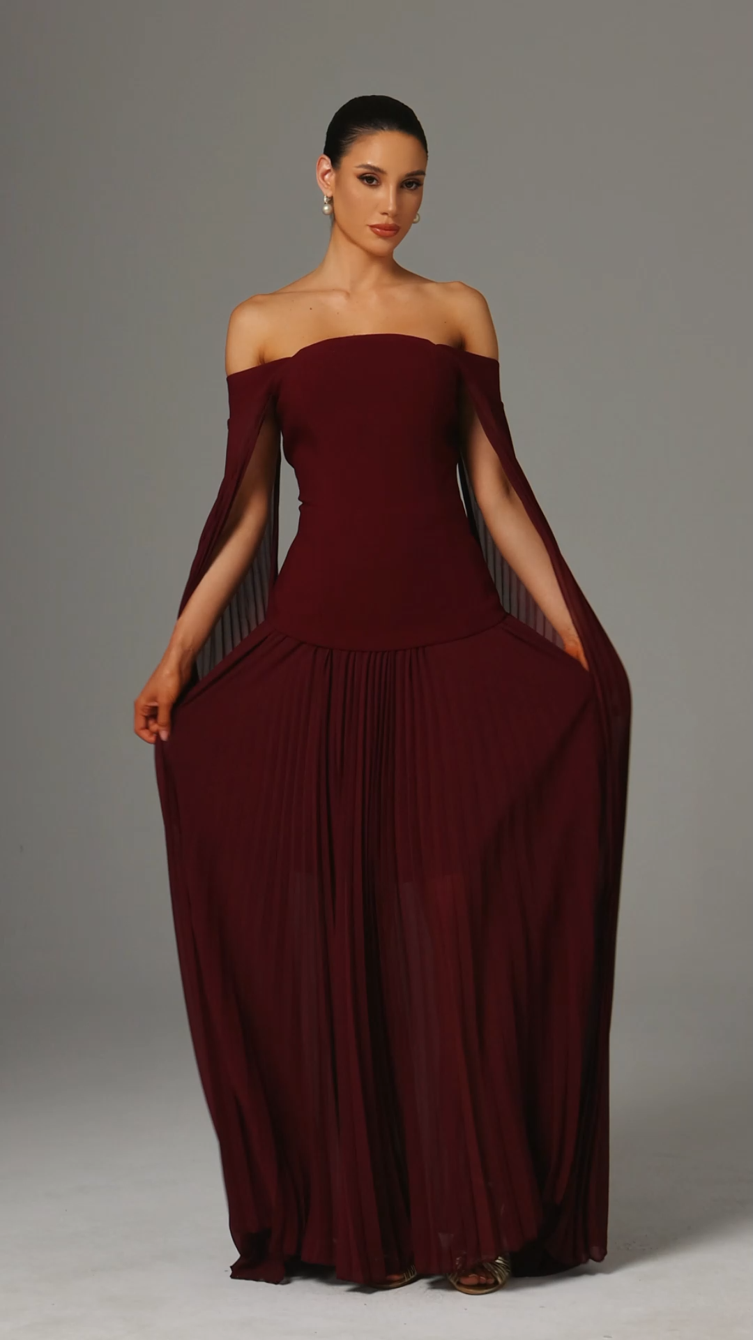 Lesly Burgundy Off-the-Shoulder Maxi Dress with Ruched Waist and Pleated Skirt for Formal Occasions and Events