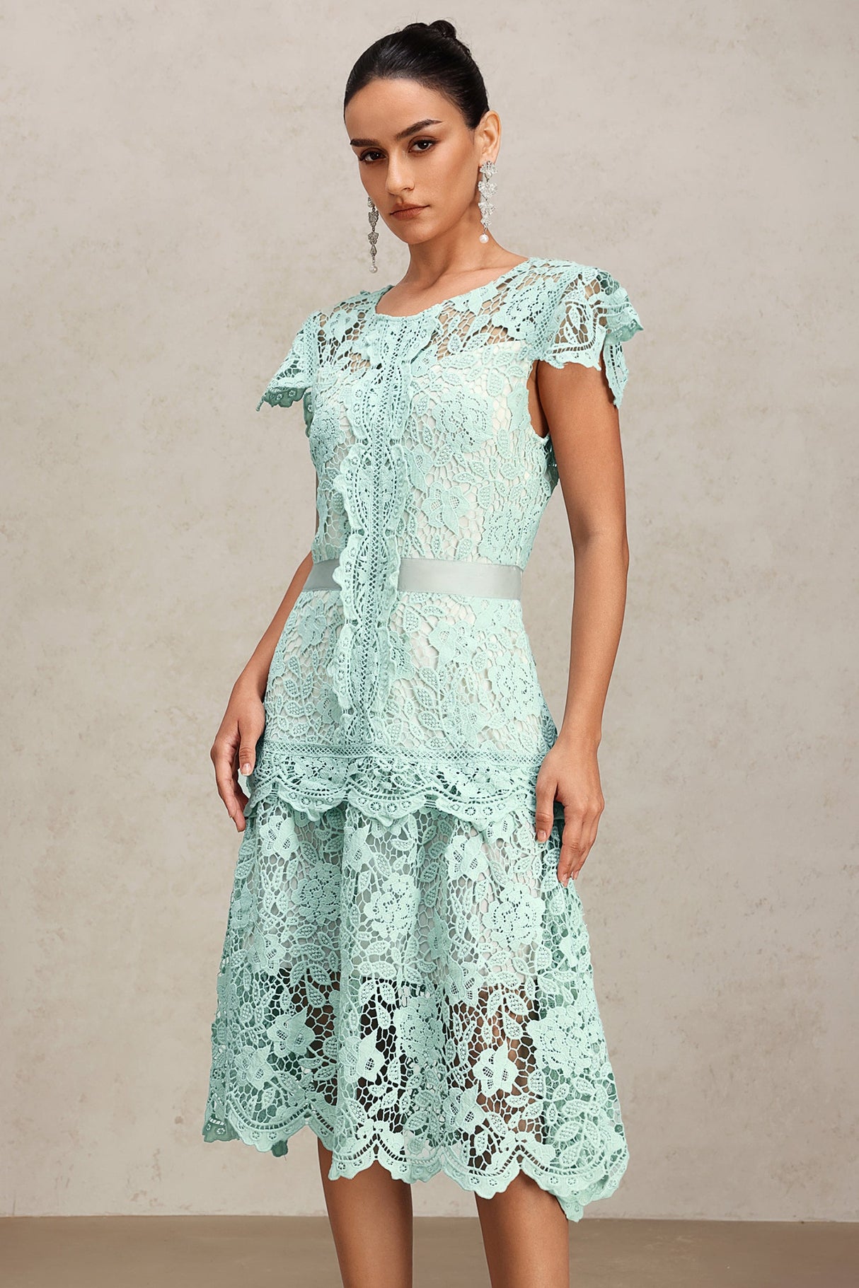 Lucia Mint Lace Sleeveless Midi Dress