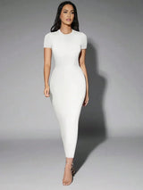 Lucy Bodysuit - Slim Fit - High Stretch Fabric Elasticity - Regular Sleeve Type - Natural Waist Line (mid Waist) - Backless - Modern Look