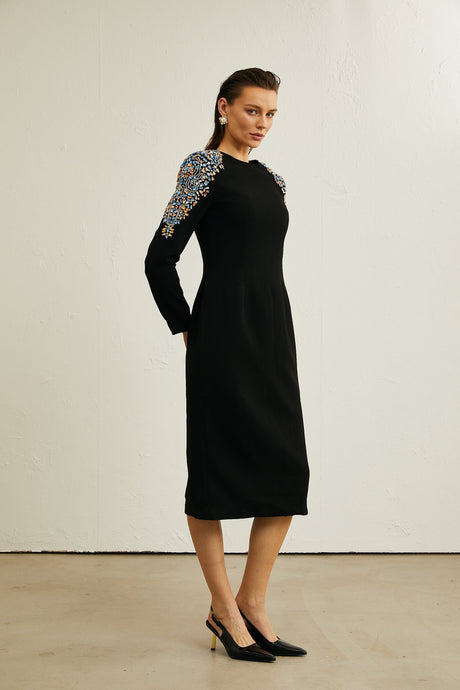 Maëlys black crystalembellished midi dress