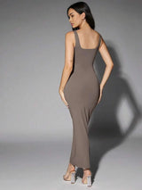Margaret Maxi Dress - Slim Fit - Casual Style - High Stretch Fabric Elasticity - Sleeveless - Square Neck Neckline - Backless, Rib - Knit