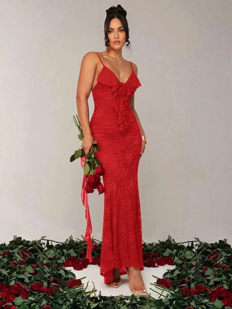 Mariarosa Maxi Dress - Formal & Evening Occasion - Refined Style - Sleeveless Length - Slim Fit - Lace Material - Neckline Spaghetti Strap