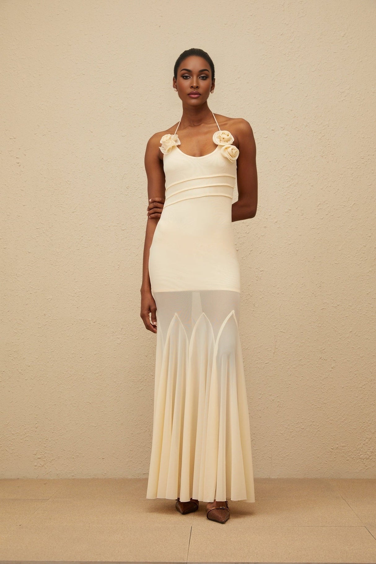 Maxi Dress - halter neck - Sleeveless - Mesh Fabric - Godet Design