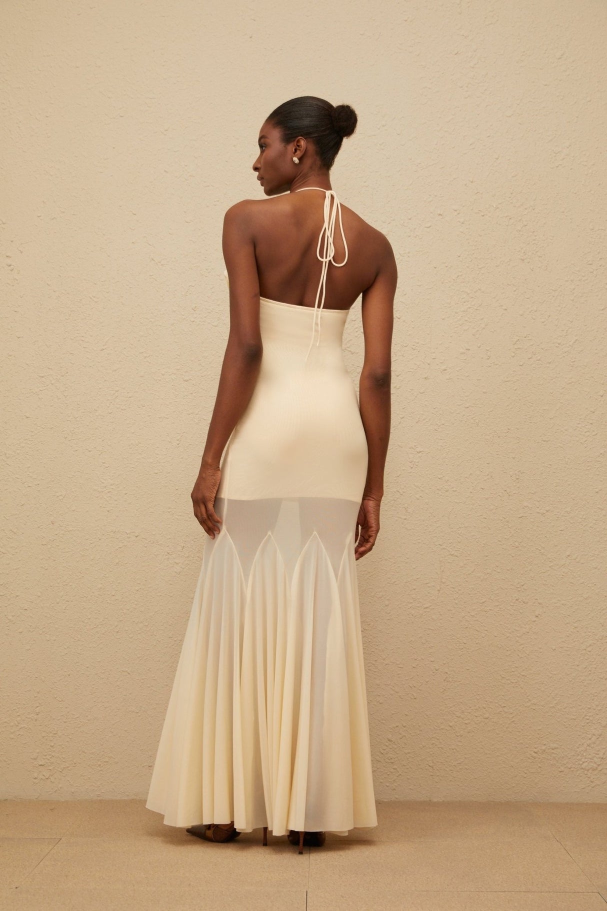 Maxi Dress - halter neck - Sleeveless - Mesh Fabric - Godet Design