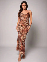 Maxi Dress - Mermaid Shape Hem - High Stretch Elasticity Fabric - Neckline Halter - Slim Fit Type - Sleeveless Length