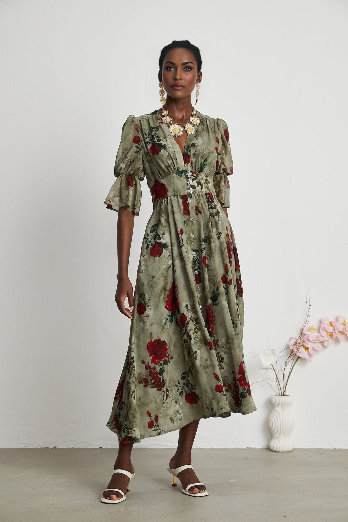 Mélisande floralprint Vneck midi dress