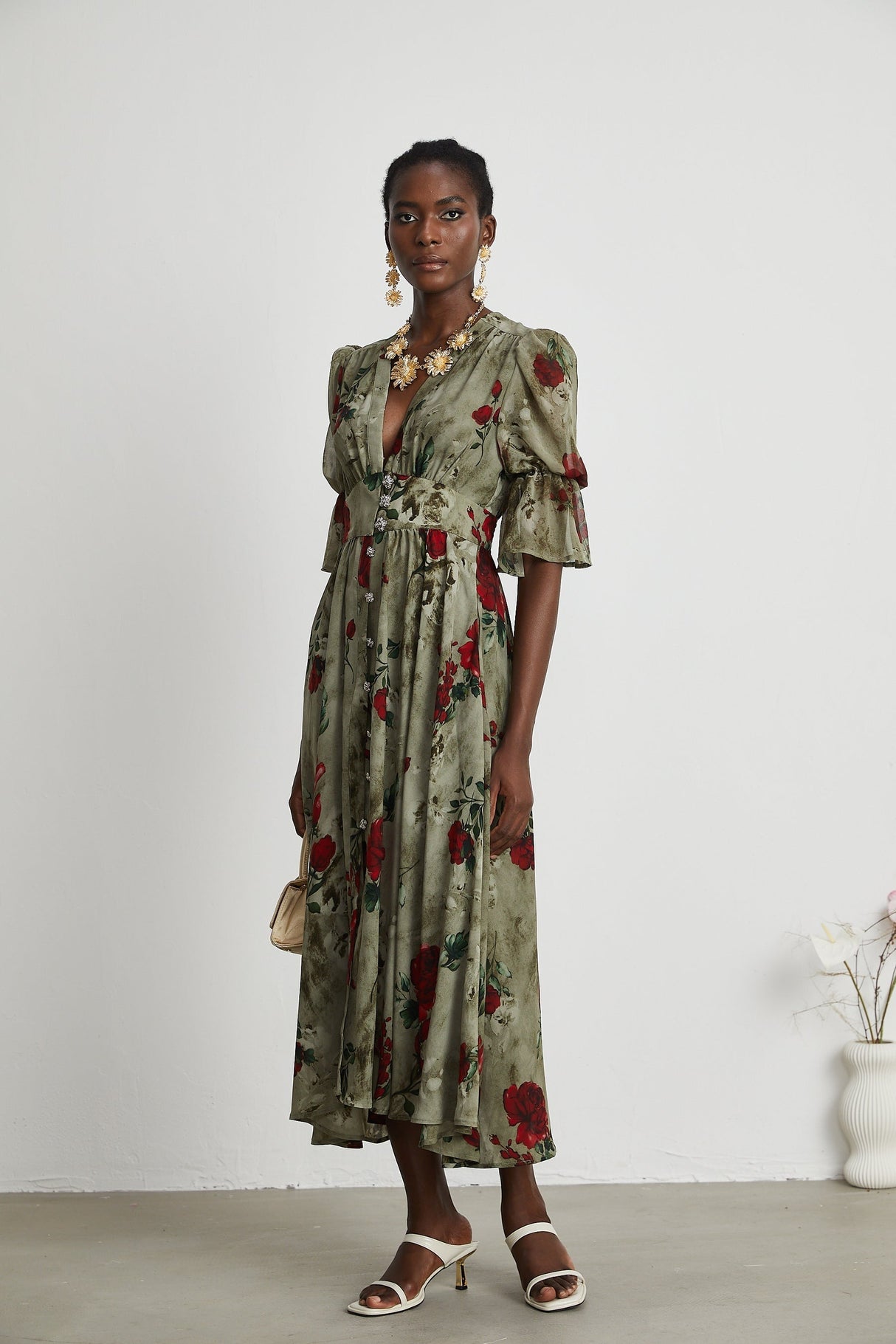 Mélisande floralprint Vneck midi dress