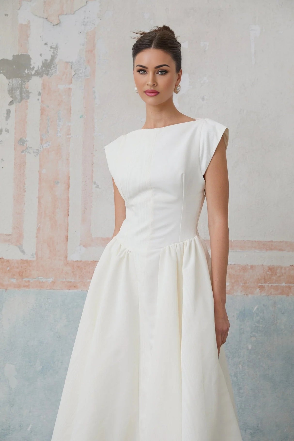 Mikayla Midi Dress White Open - Back Cap - Sleeve & Pleated Charm