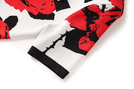 Paola Top – Short Sleeve Boxy Fit – Floral Pattern – Gold Button Detail – Decorative Pockets – Textured Knit Fabric – Casual Style