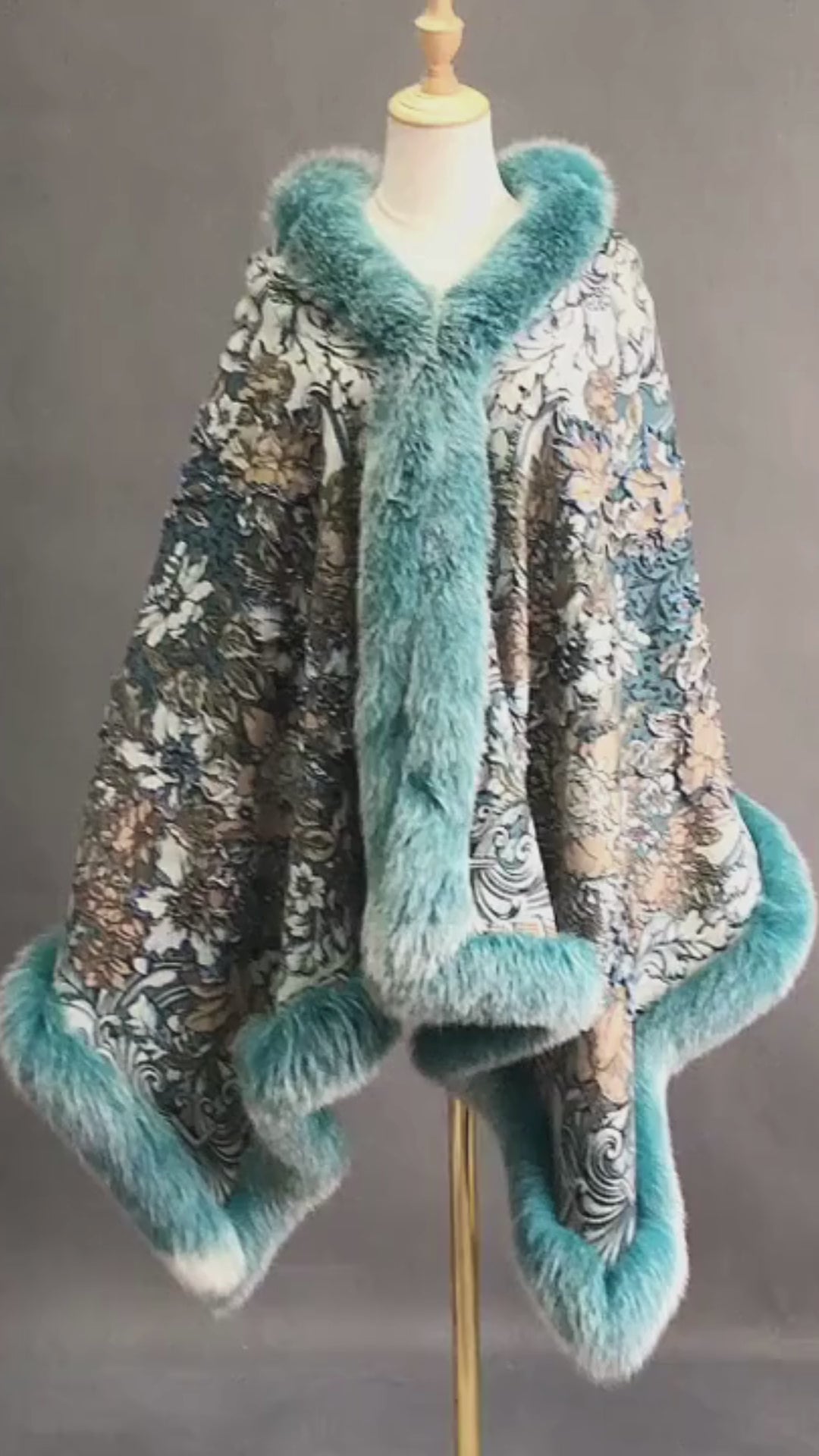 Isabella Cashmere Cape Shawl with Genuine Fox Fur Trim