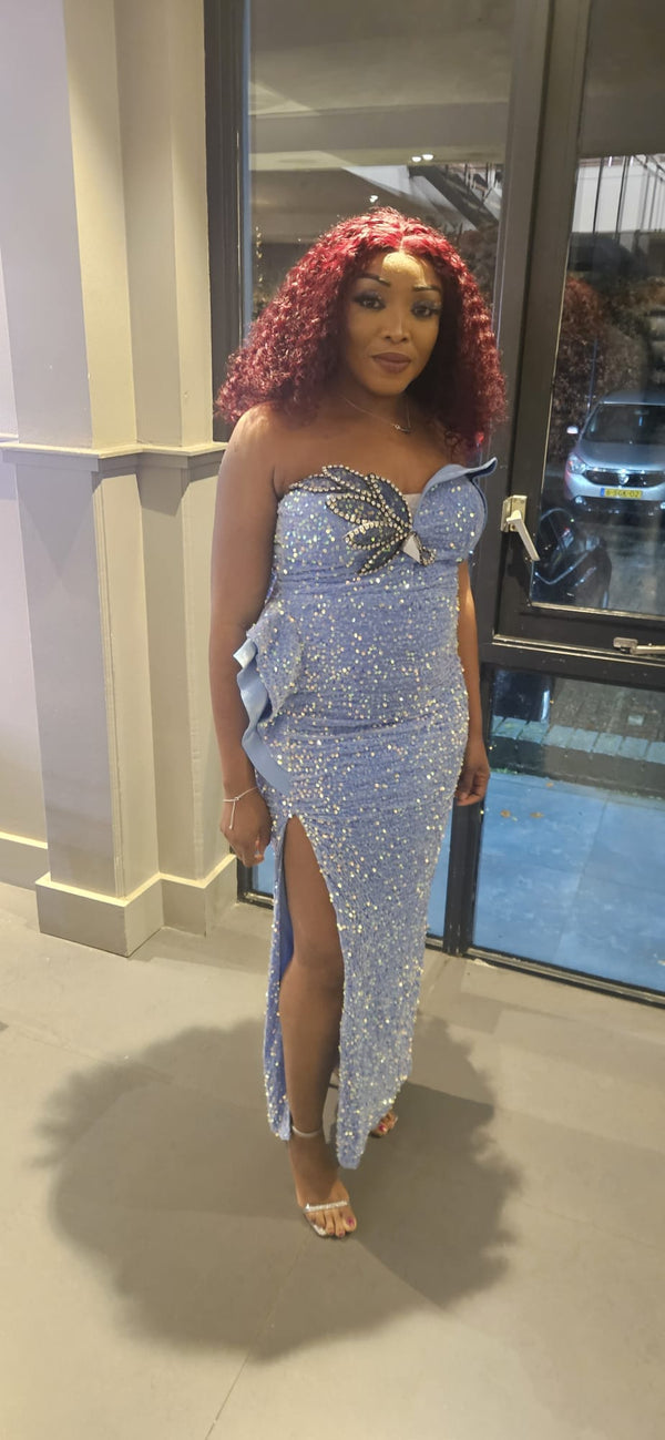 Customer photo 4