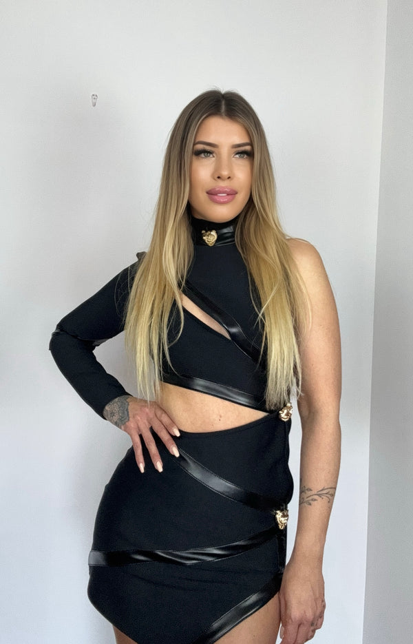 Customer photo 8