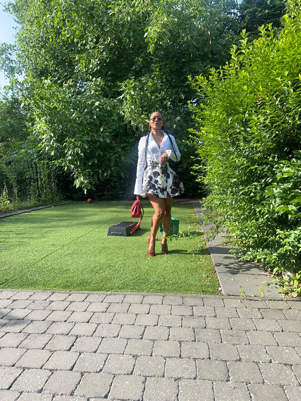 Customer photo 3