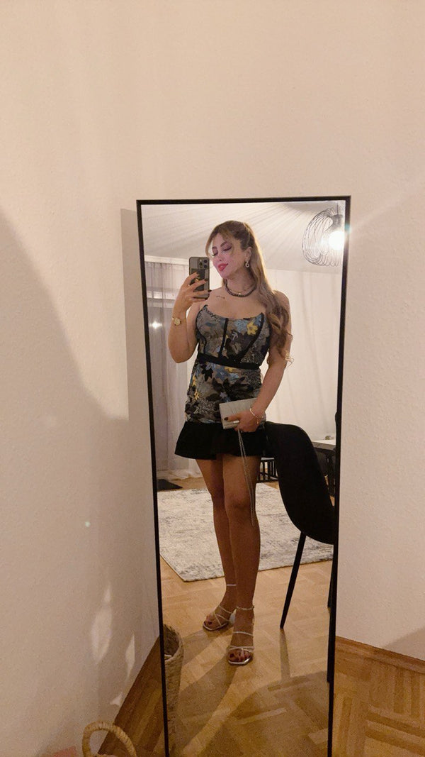 Customer photo 1