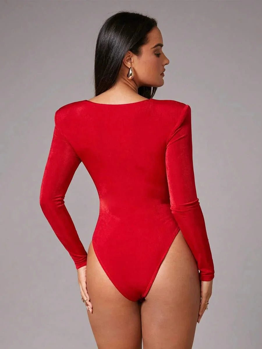 Rosangela Bodysuit - High Elasticity Fabric - Casual Style - Square Neckline - Long Sleeve Length - Natural Waistline - Fitted Fit - Modern Look
