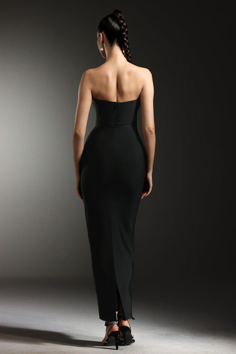 Rossella Black Diamond V-Neckline Sleeveless Dress for Formal Occasions with Shimmering Embellishments
