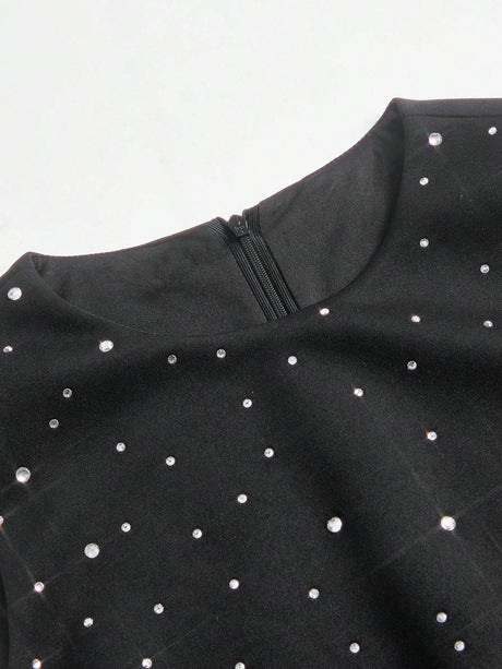 Sabina Midi Dress - Round Neck - Flared Hem - High Waist - Elegant Style - Belted & Zipper