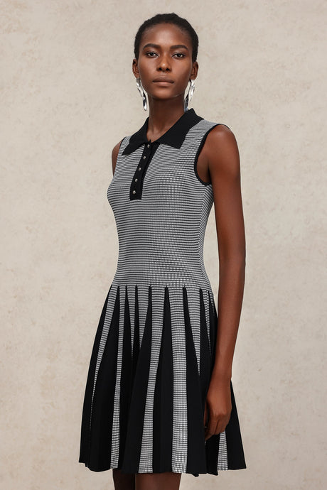 Sabrina Black Lapel Collar Sleeveless Pleated Skirt Dress