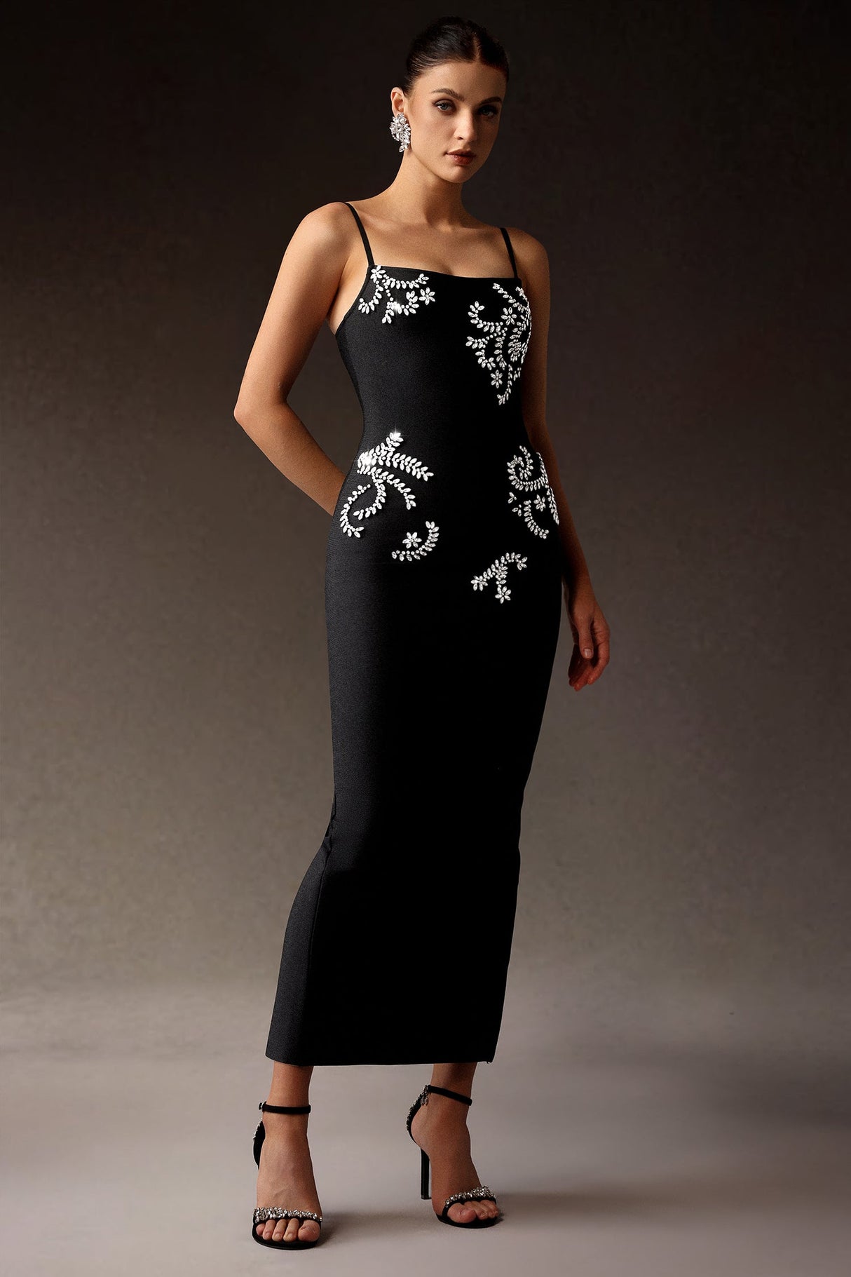 Samara Black Diamond Bandage Maxi Dress Sleeveless Square Neckline Elegant Formal Occasion Glamour Body-Hugging Fit Cocktail Parties Fabric Confidence Graceful