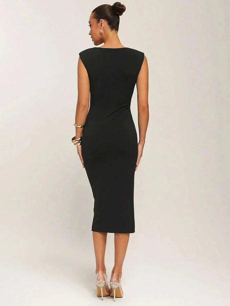 Savanna Midi Dress - Sweetheart Neckline - High Waist - Bodycon Fit - Elegant Style