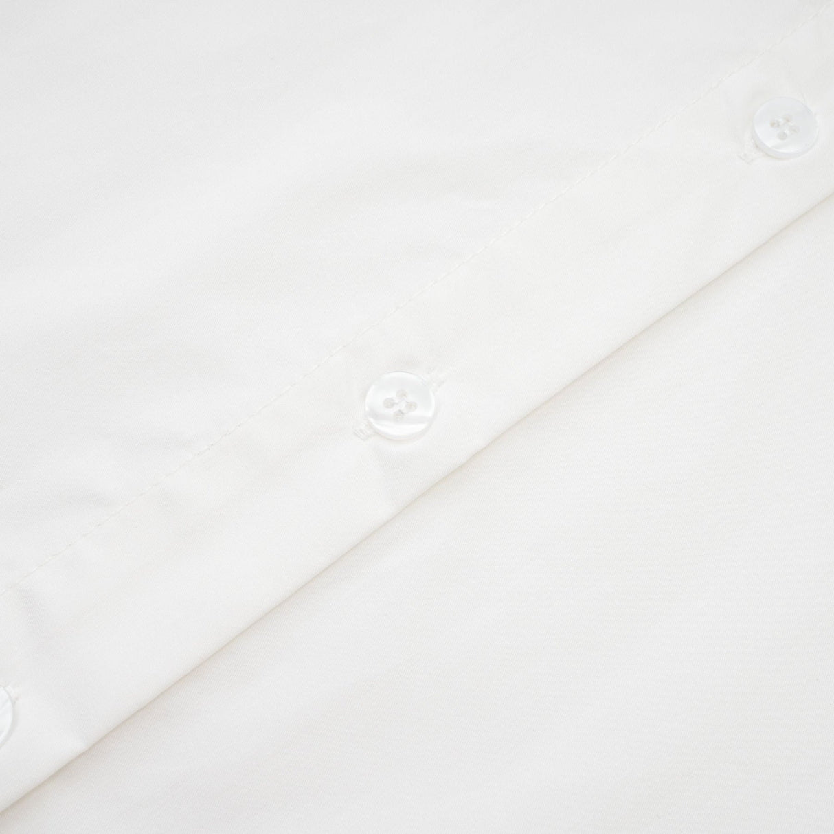 Solène white pointedcollar shirt