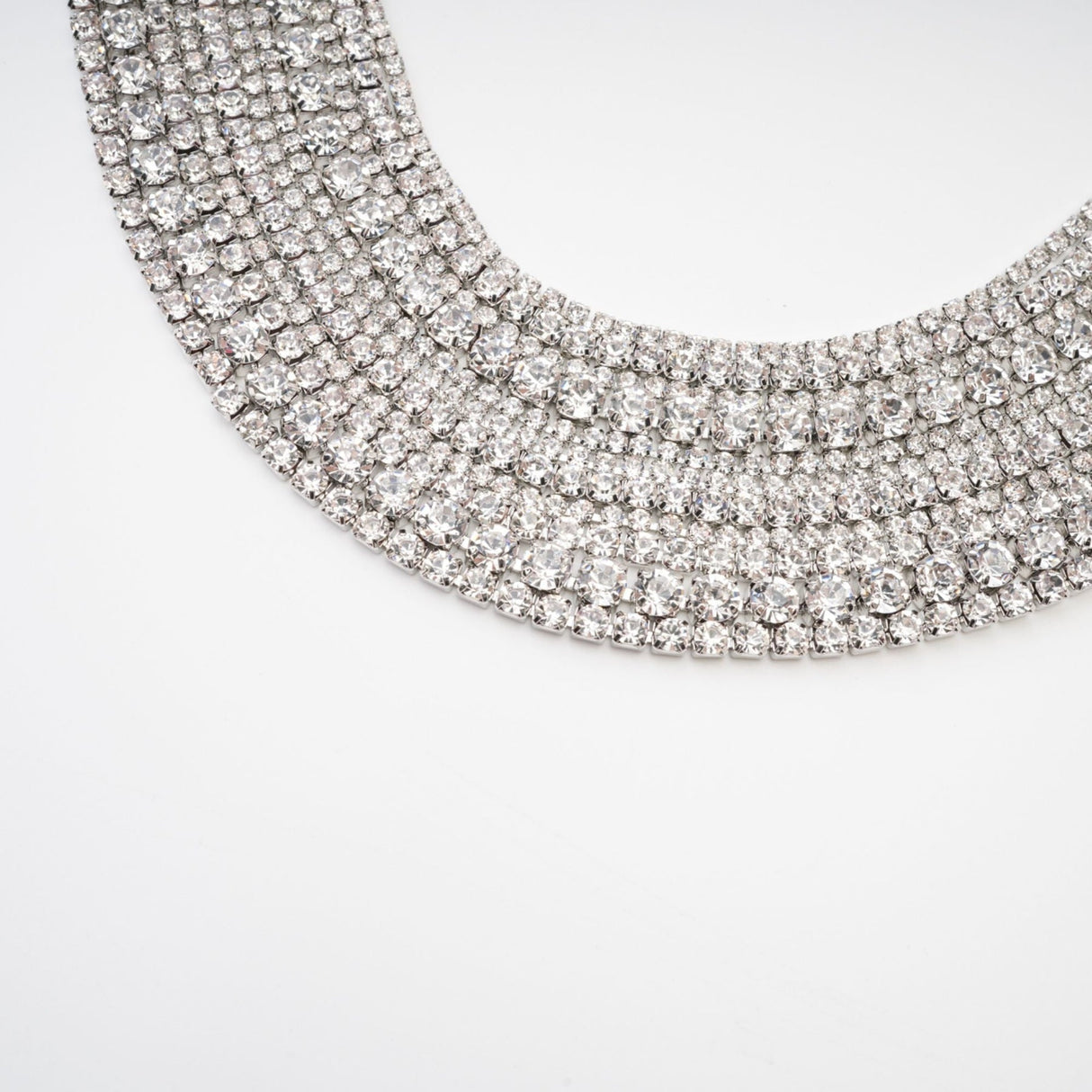 Sylvie crystal - embellished necklace