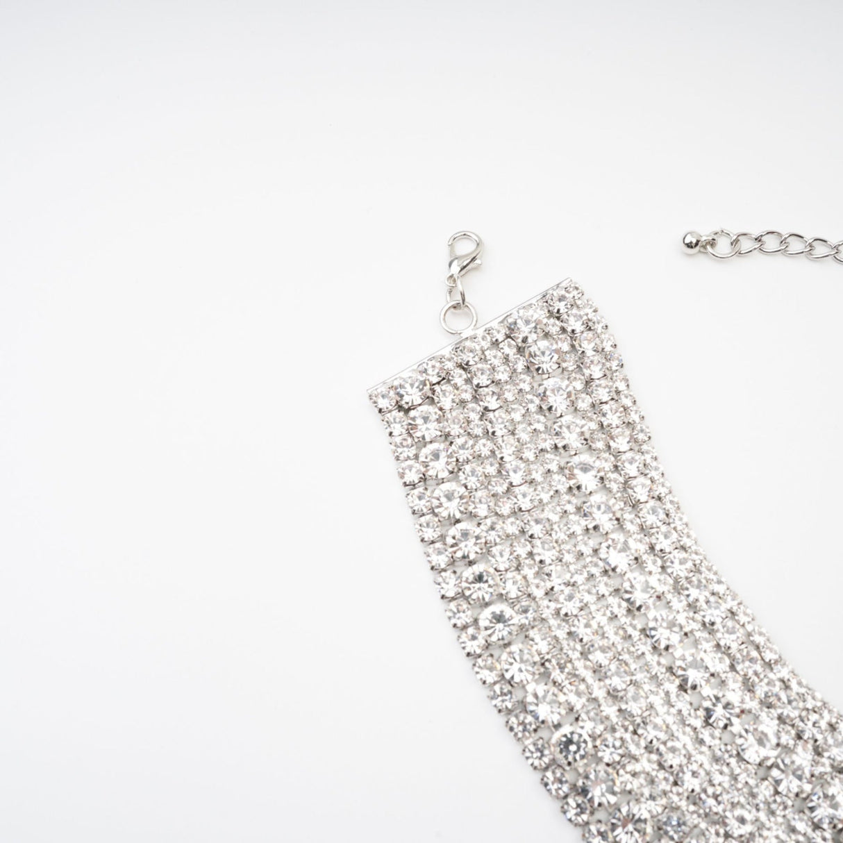 Sylvie crystal - embellished necklace