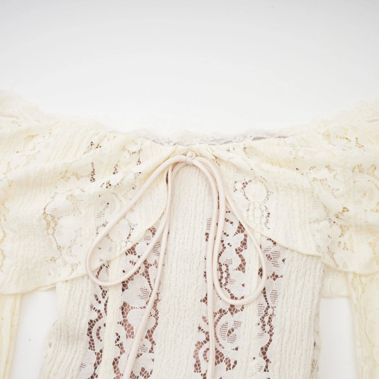 Tonia Maxi Dress Floral Lace Train Design in Neutrals
