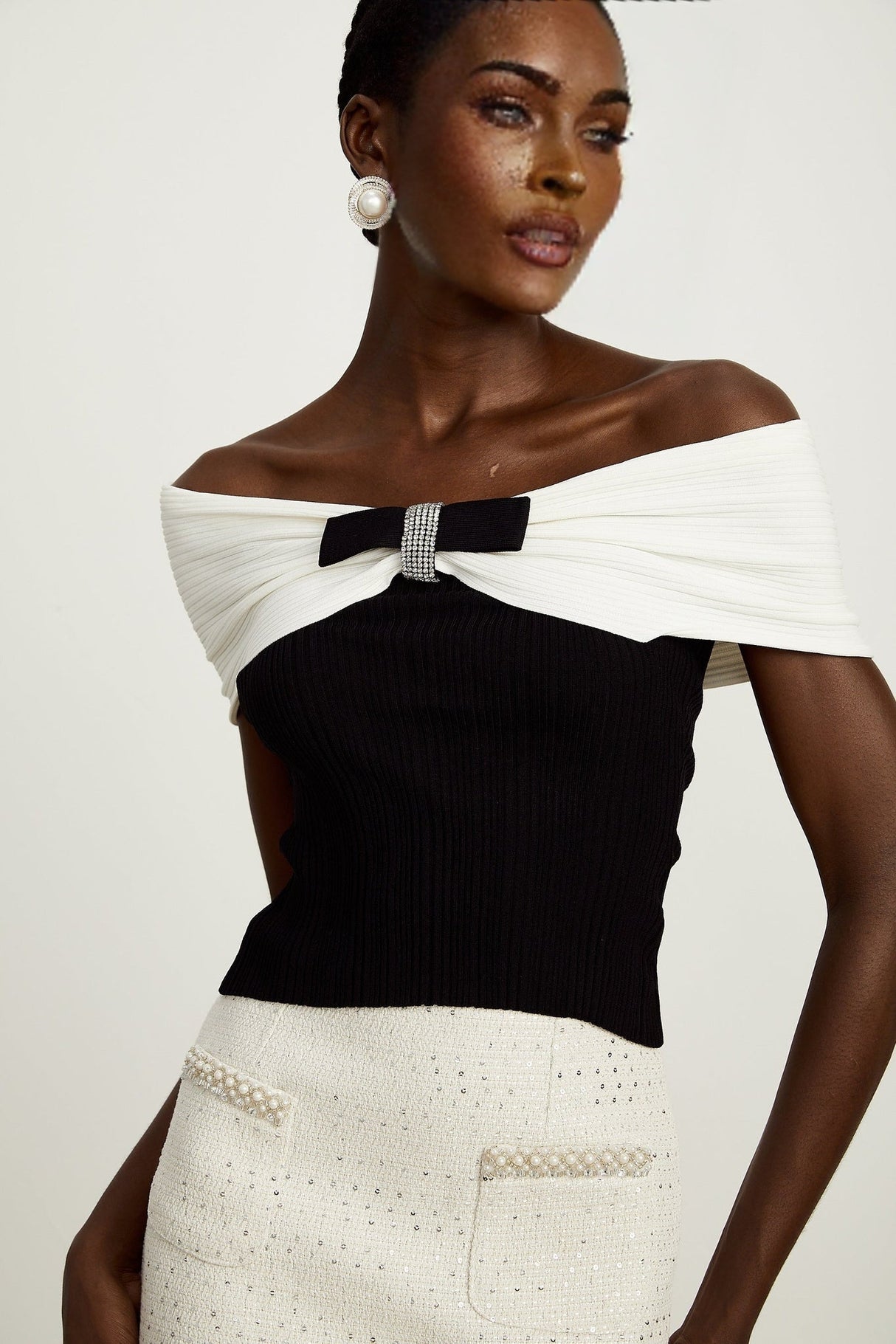 Valeria Top Black & White Knit Bow Detail Cropped
